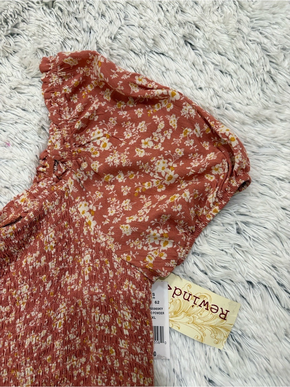Rewind Smocked Floral Button Front Top – XL – NWT cropped length - Picture 9 of 16